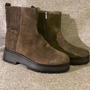 Vince Camuto Neframes Booties. NWT